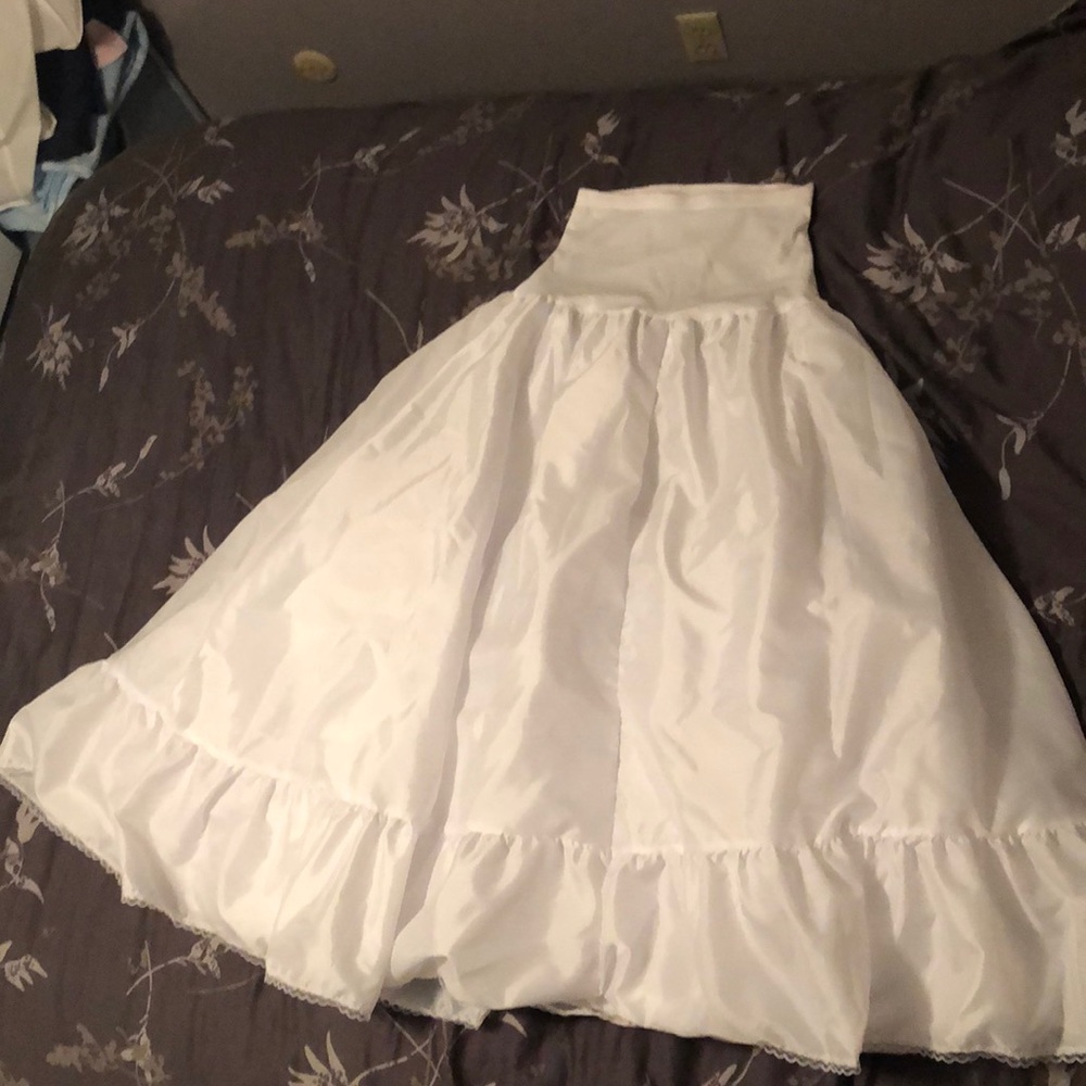 A-Line Wedding Dress Slip - Picture 2 of 8
